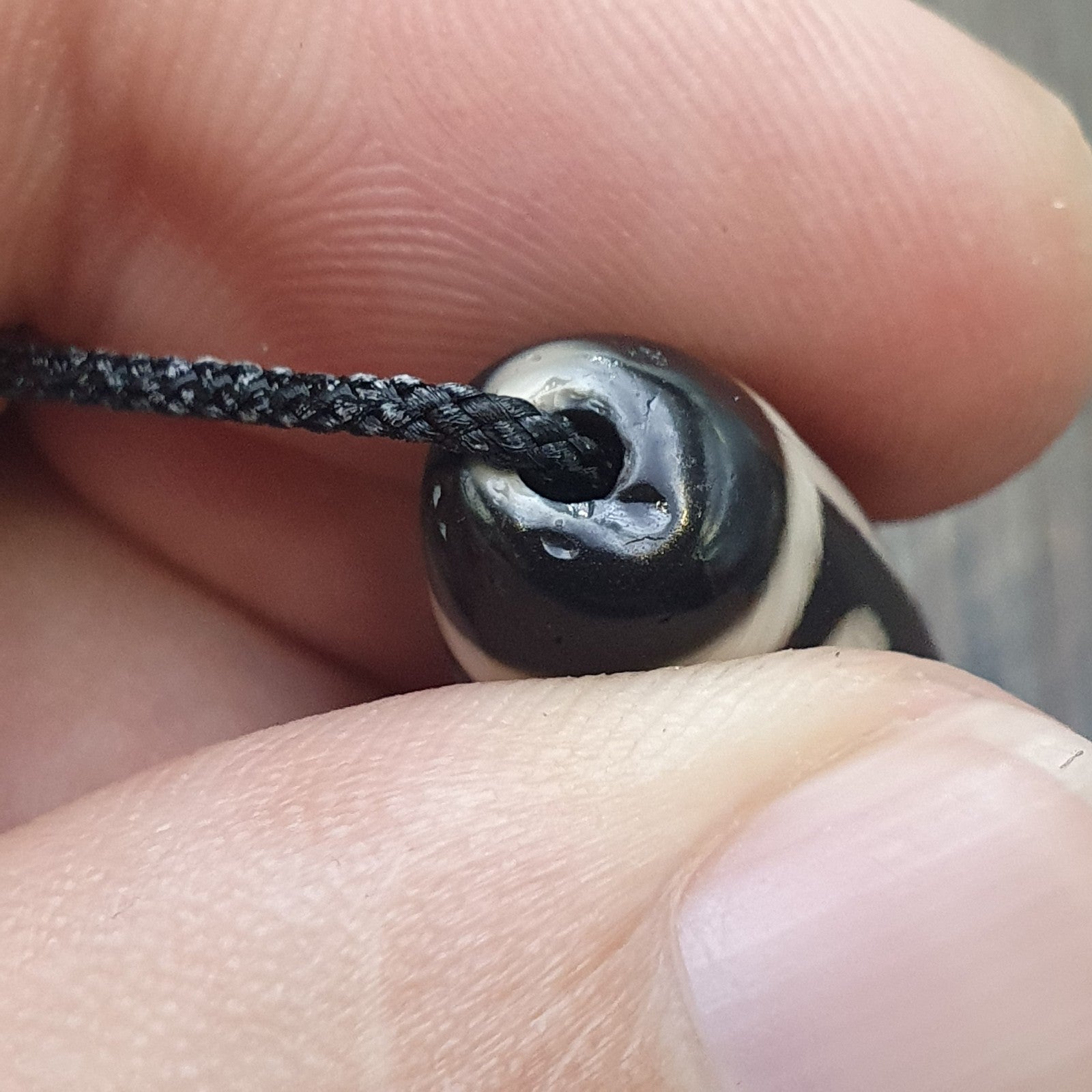 Tibetan tradition 3 agate dzi beads with 9 eyes and waves motifs spiritual mala