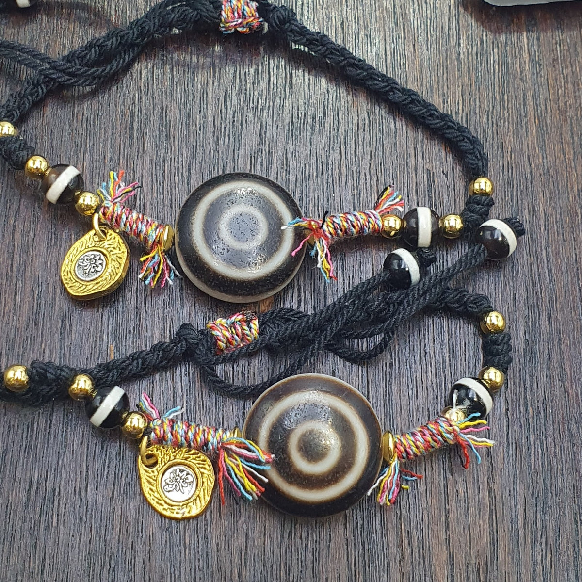 Tibetan tradition agate dzi beads Goat eyes Luk mik motifs spiritual bracelet