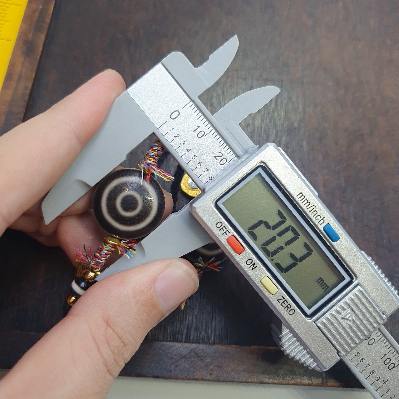 Tibetan tradition agate dzi beads Goat eyes Luk mik motifs spiritual bracelet