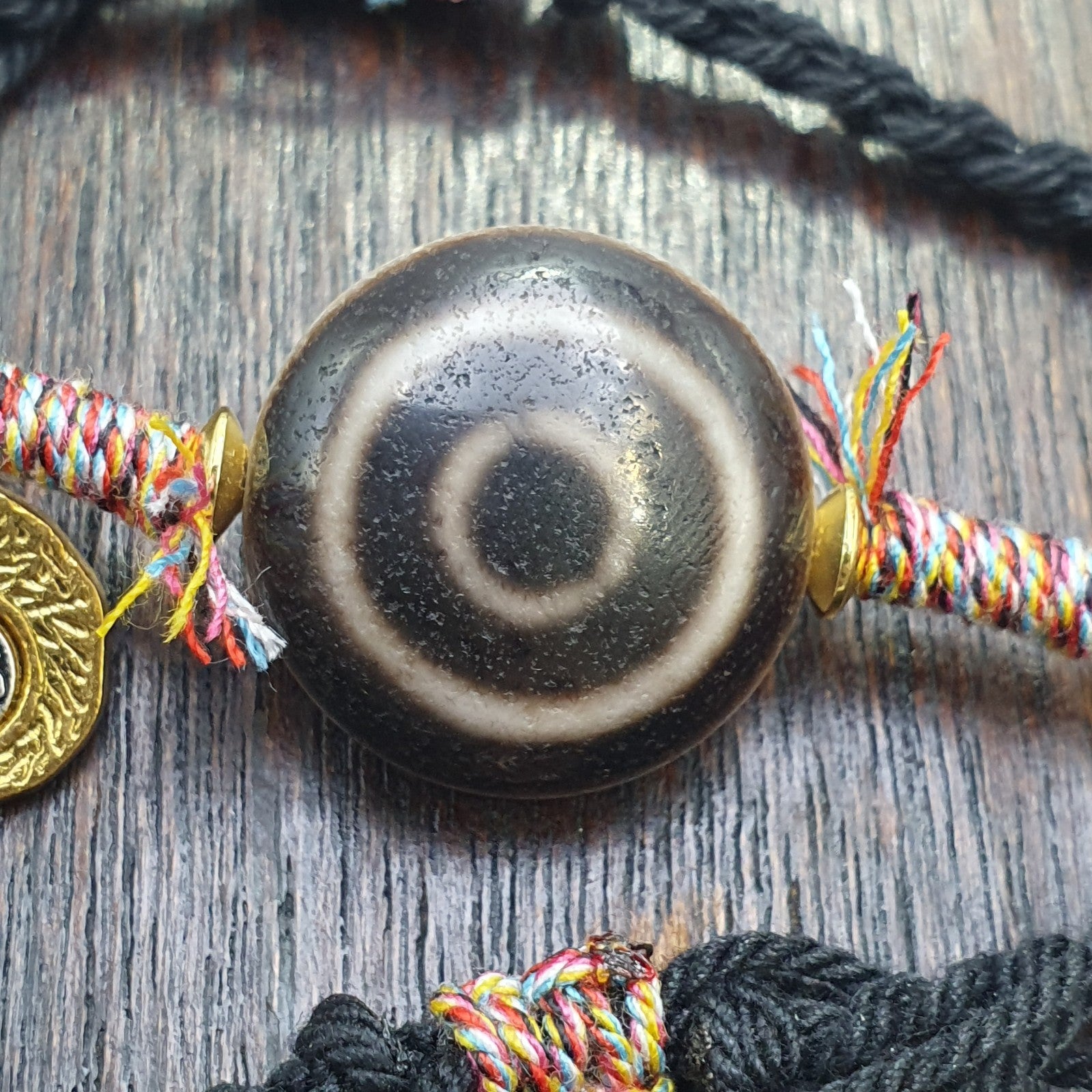 Tibetan tradition agate dzi beads Goat eyes Luk mik motifs spiritual bracelet