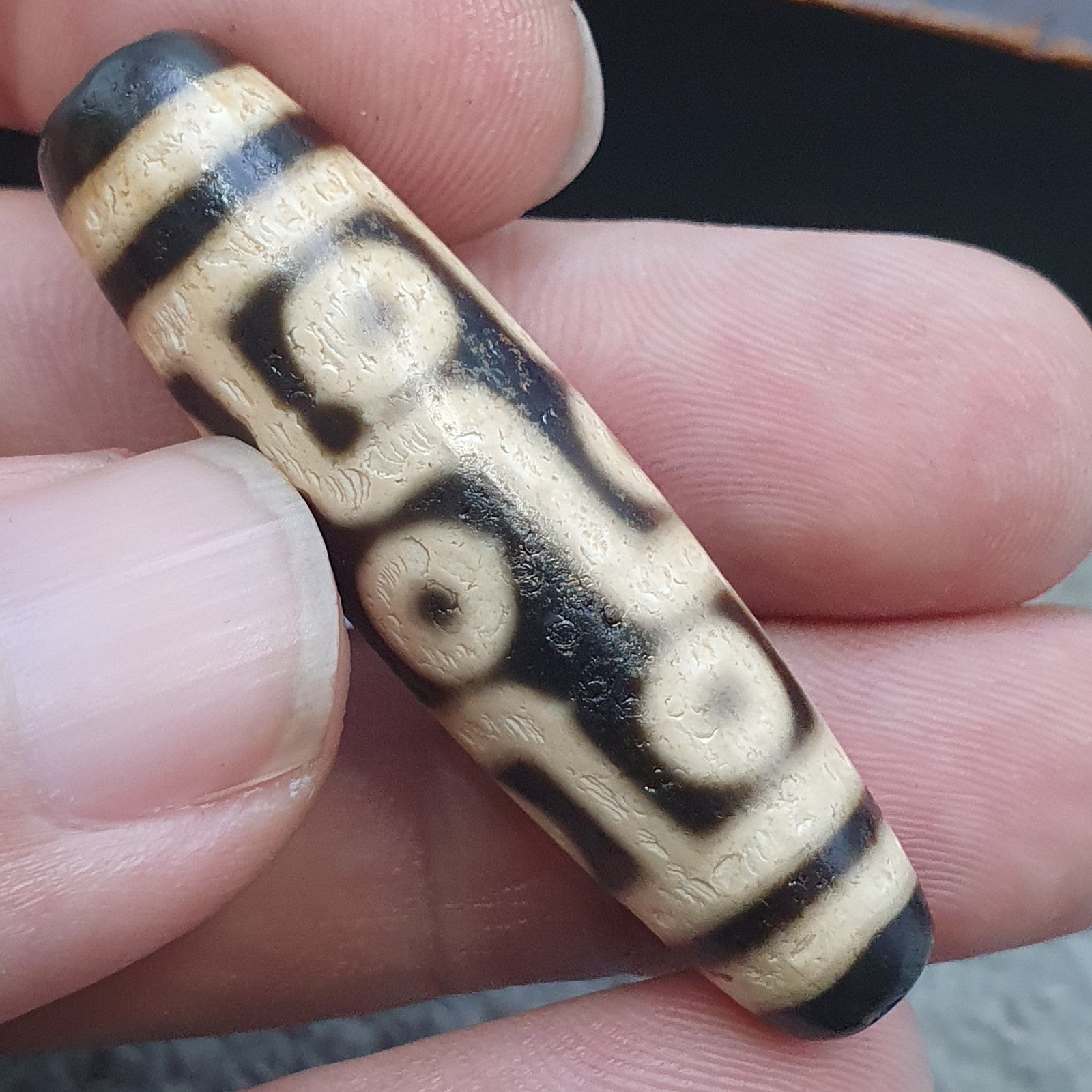 9 Eyes Pattern Black Tibetan Agate Dzi  Bead Amulet Necklace