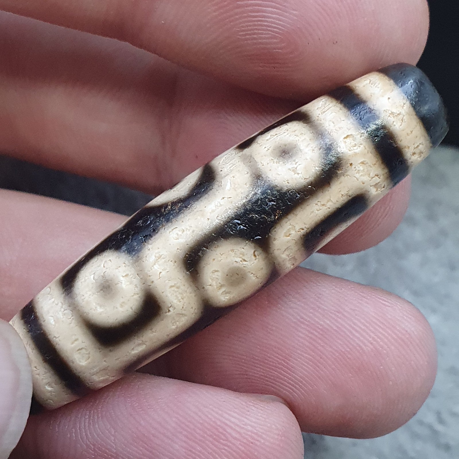 9 Eyes Pattern Black Tibetan Agate Dzi  Bead Amulet Necklace