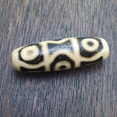 8 Eyes Pattern Black Tibetan Agate Dzi  Bead Amulet Necklace