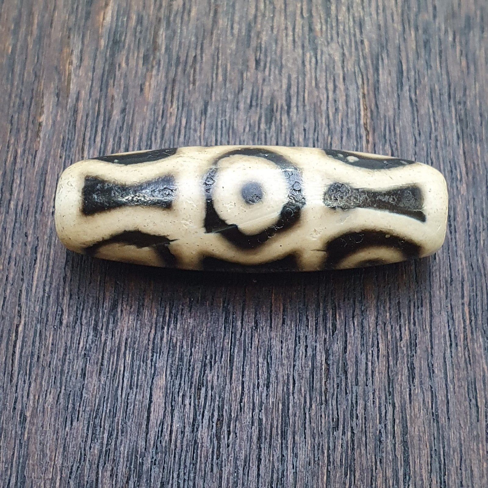 8 Eyes Pattern Black Tibetan Agate Dzi  Bead Amulet Necklace