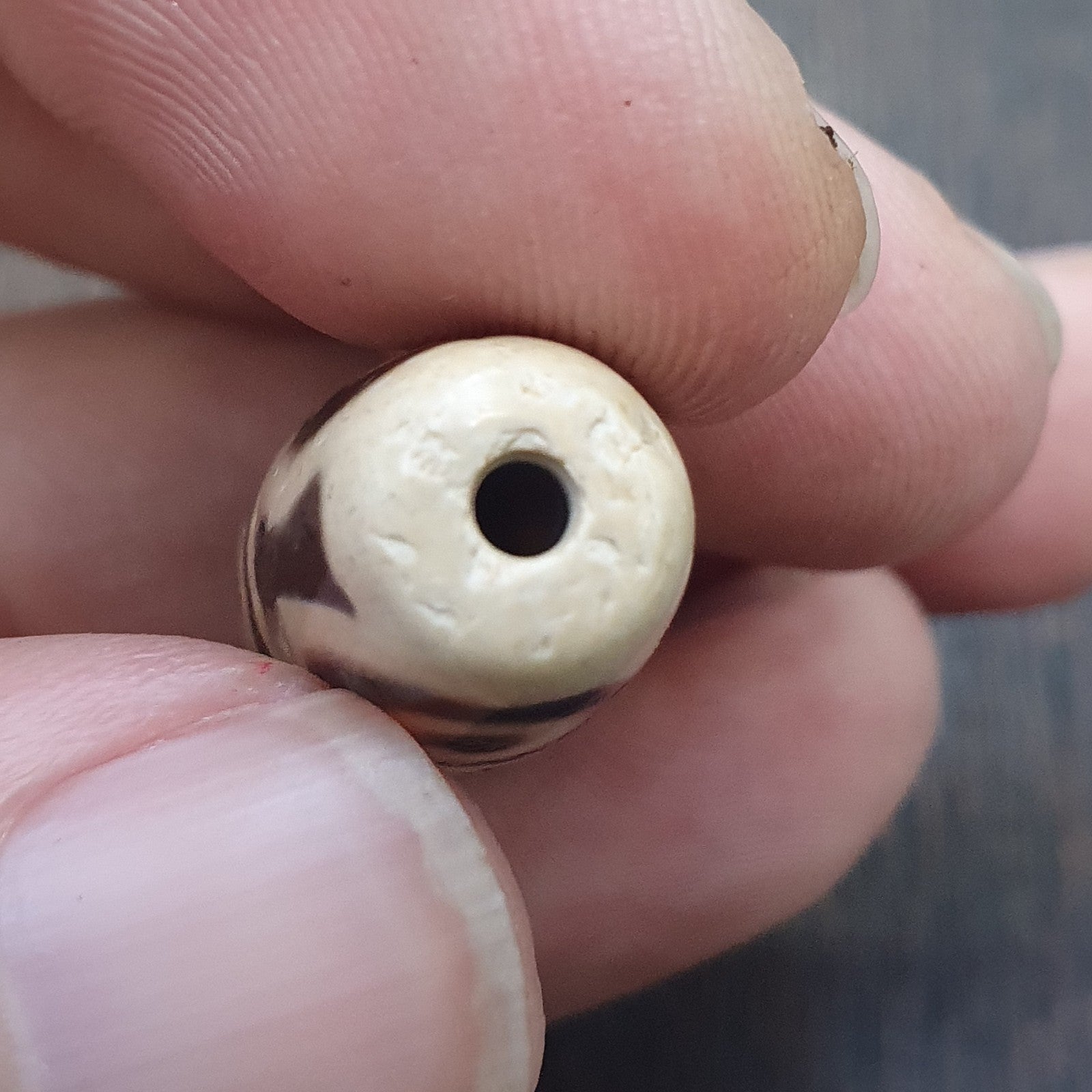 8 Eyes Pattern Black Tibetan Agate Dzi  Bead Amulet Necklace