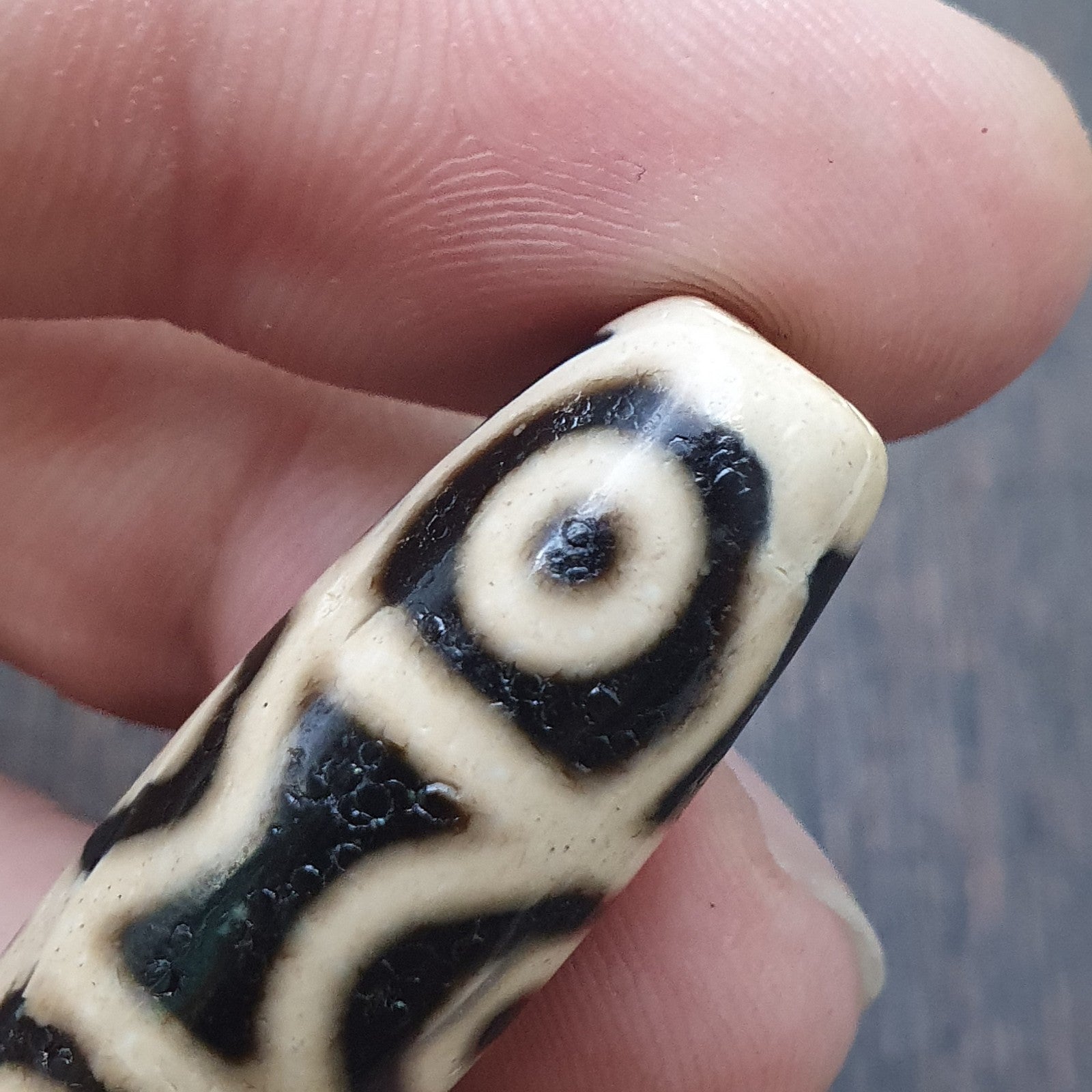 8 Eyes Pattern Black Tibetan Agate Dzi  Bead Amulet Necklace