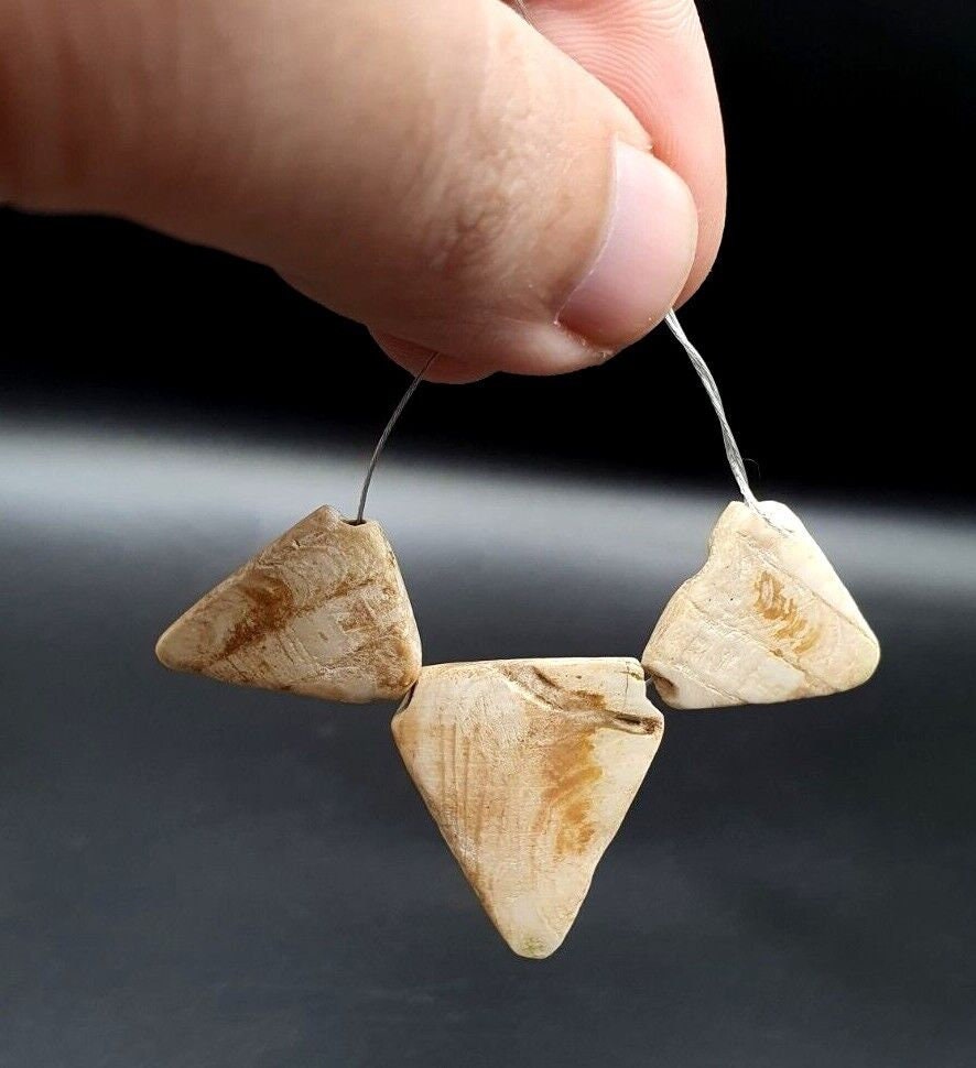 Authentic 3 pcs ancient beads pendants, amulets