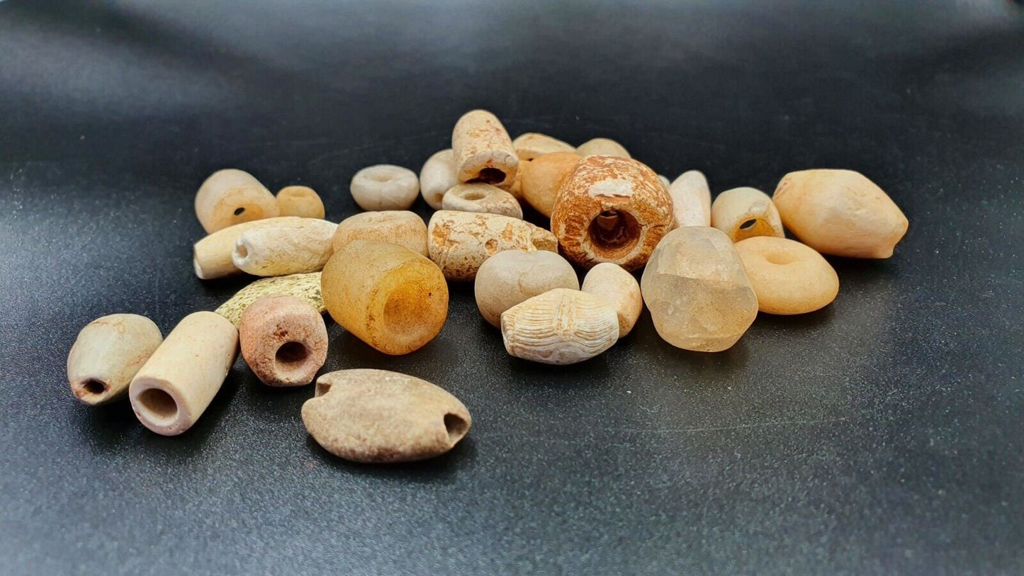 Lot of 30 ancient  agate beads and crystal beads  2500 bc-300 ad,