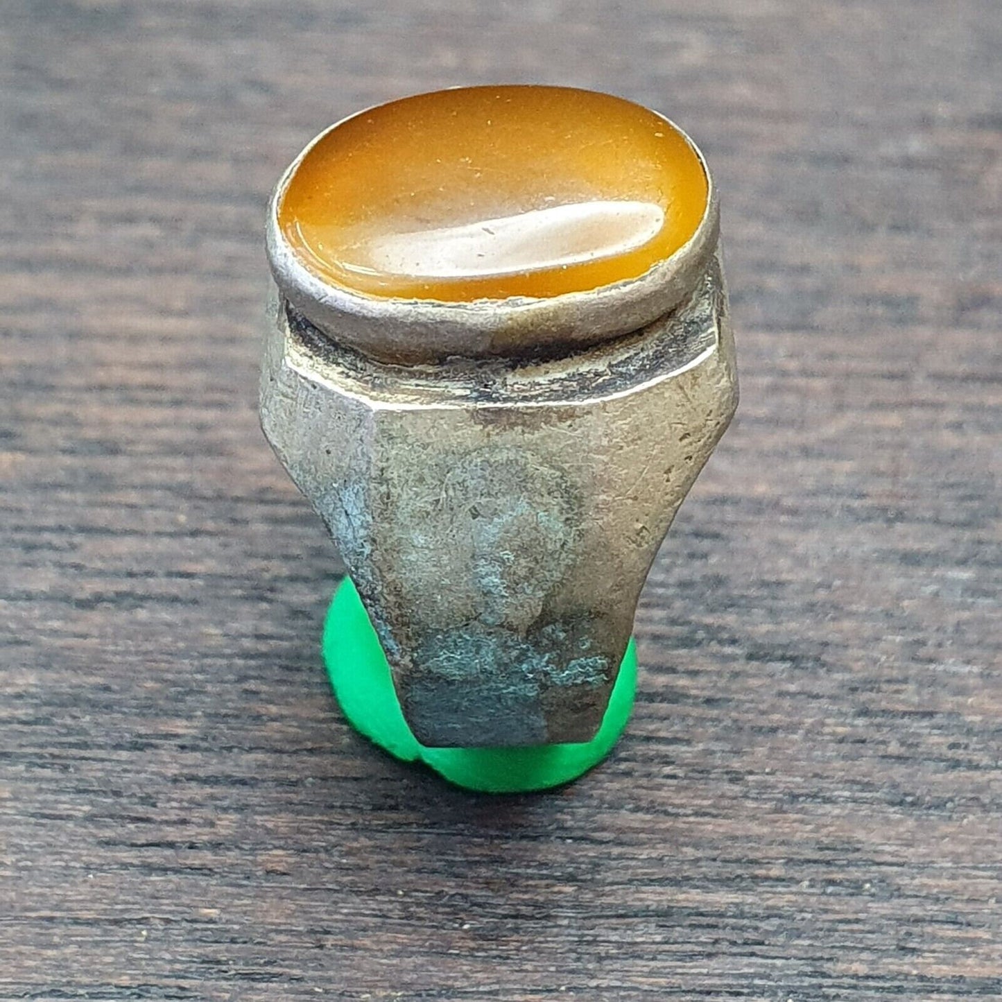 Antique haqiq vintage ring with yemeni akik agate center stoneGift