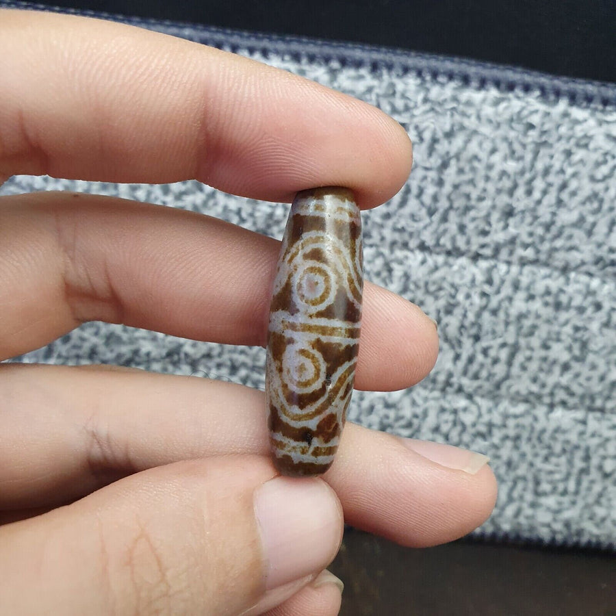 Old indo tibetan eyes beads unique patterns dzi amulet beads