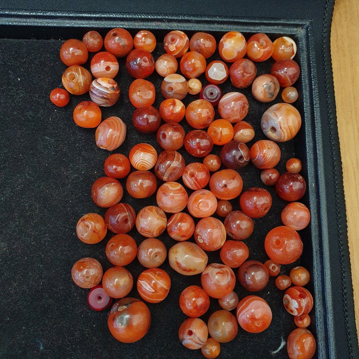 Lot 84 Antique Agate Eye Beads Safavid Dynasty Mughal Era Beads 200 Grams