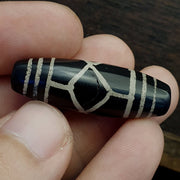Himalayan indo tibetan central asian etched agate beads decorated bead bd et 23