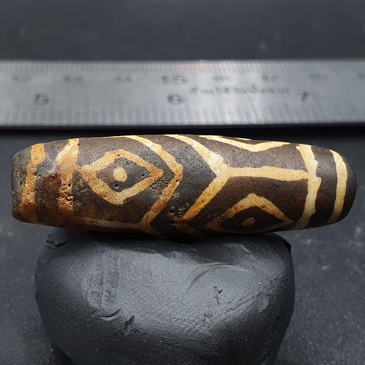 Antique South Asian Burmese Old Pyu Tribe Pumtek Petrified Wood Stone Bead