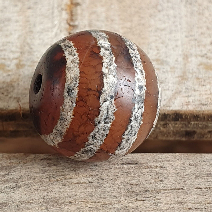 Eta-4 Antique Tibetan Etched Agate Bead Decorated Carnelian Beads