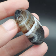 Vintage himalayan indo tibetan suleimani carving agate amulet bead #121