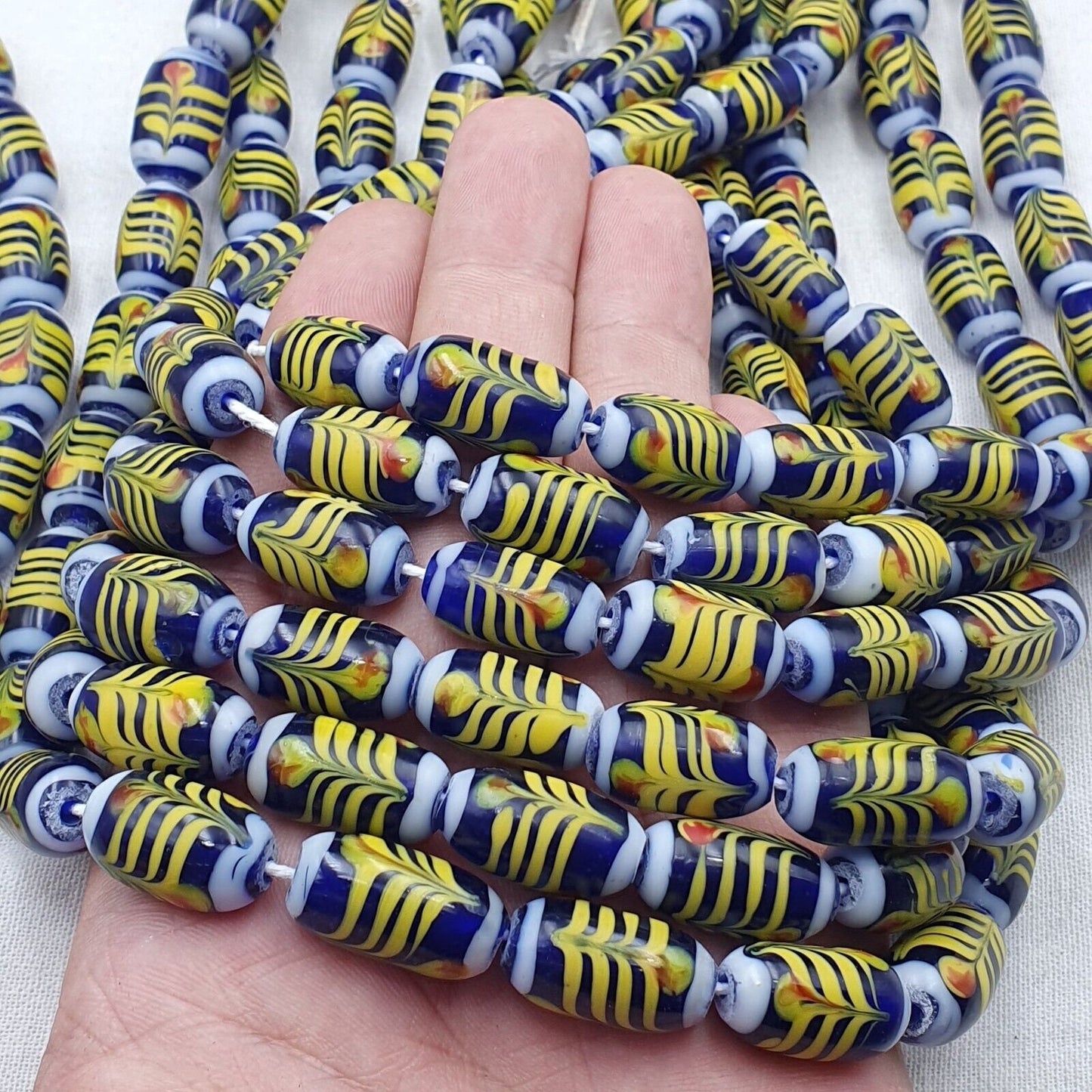 Vintage blue fancy feather pattern glass beads strand necklaceGift