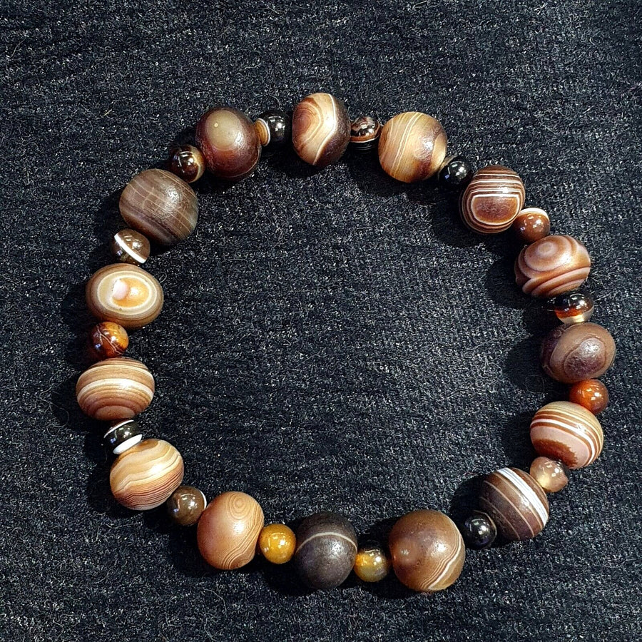 Antique indo tibetan soleimani agate beads, beaded bracelet amulet 16 beads