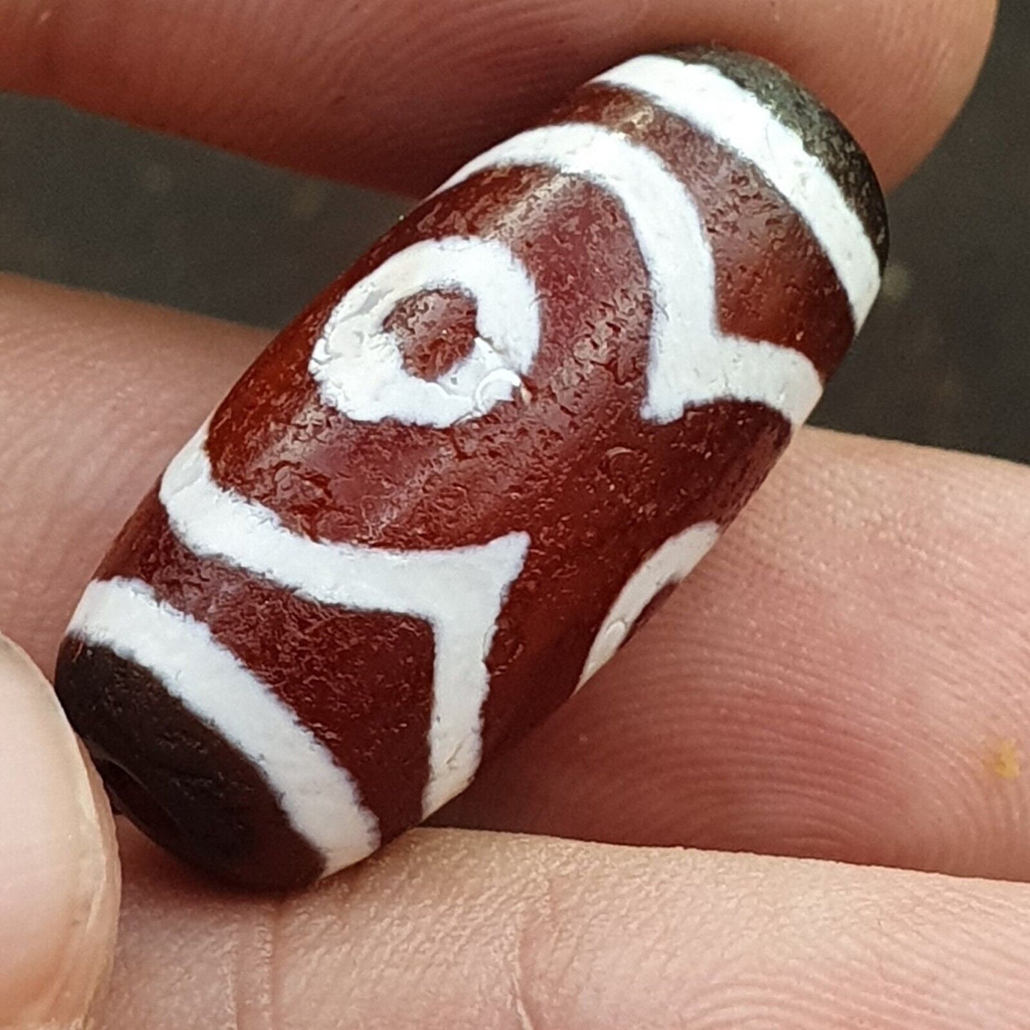 Antique himalayan indo tibetan central asian etched agate bead agt-1