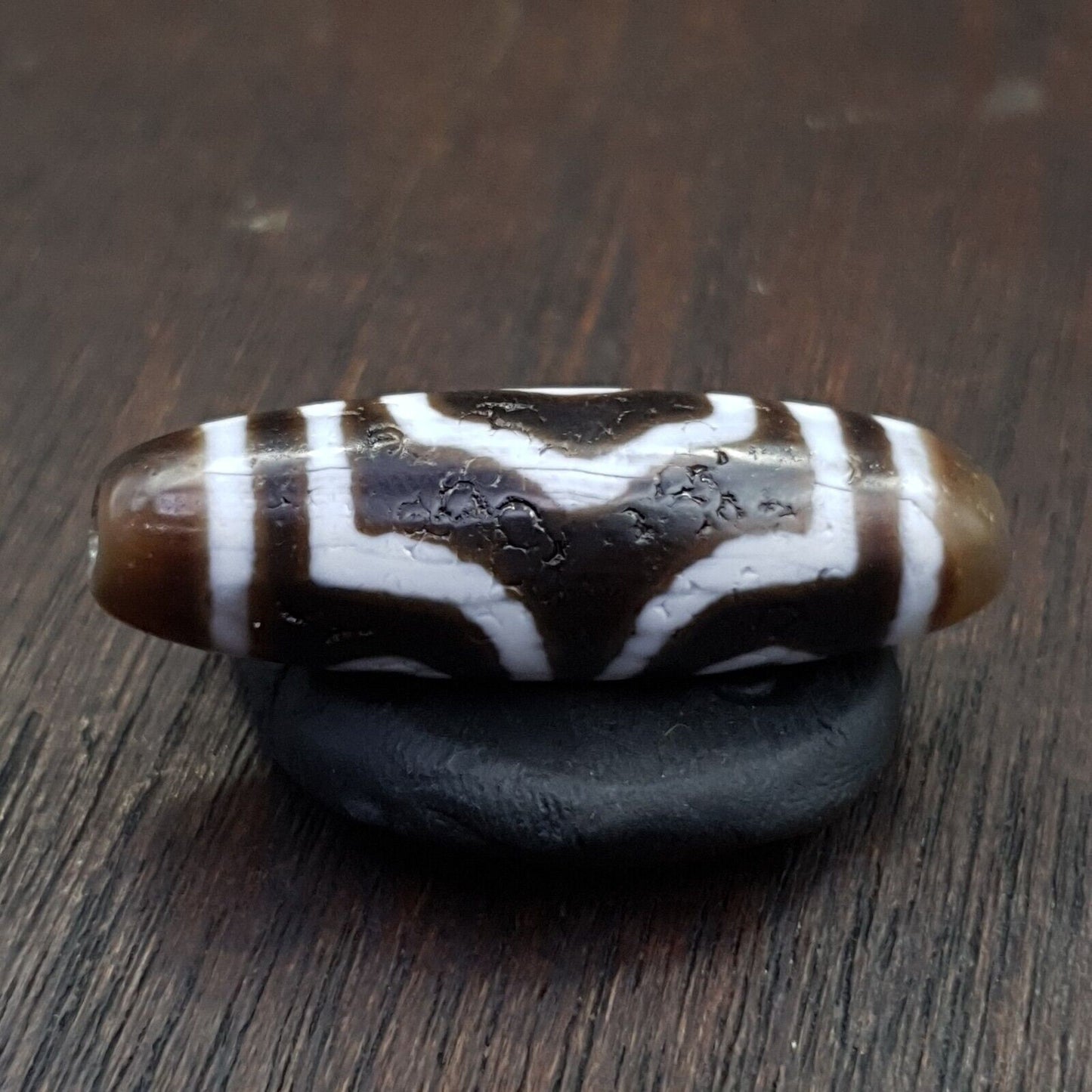 Tibetan nepalese triple eyes agate stone dzi bead amulet hq-a-5