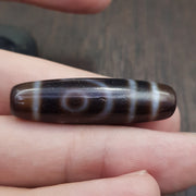 Tibetan nepalese 2 eyes antique agate stone dzi bead amulet hq-a-7