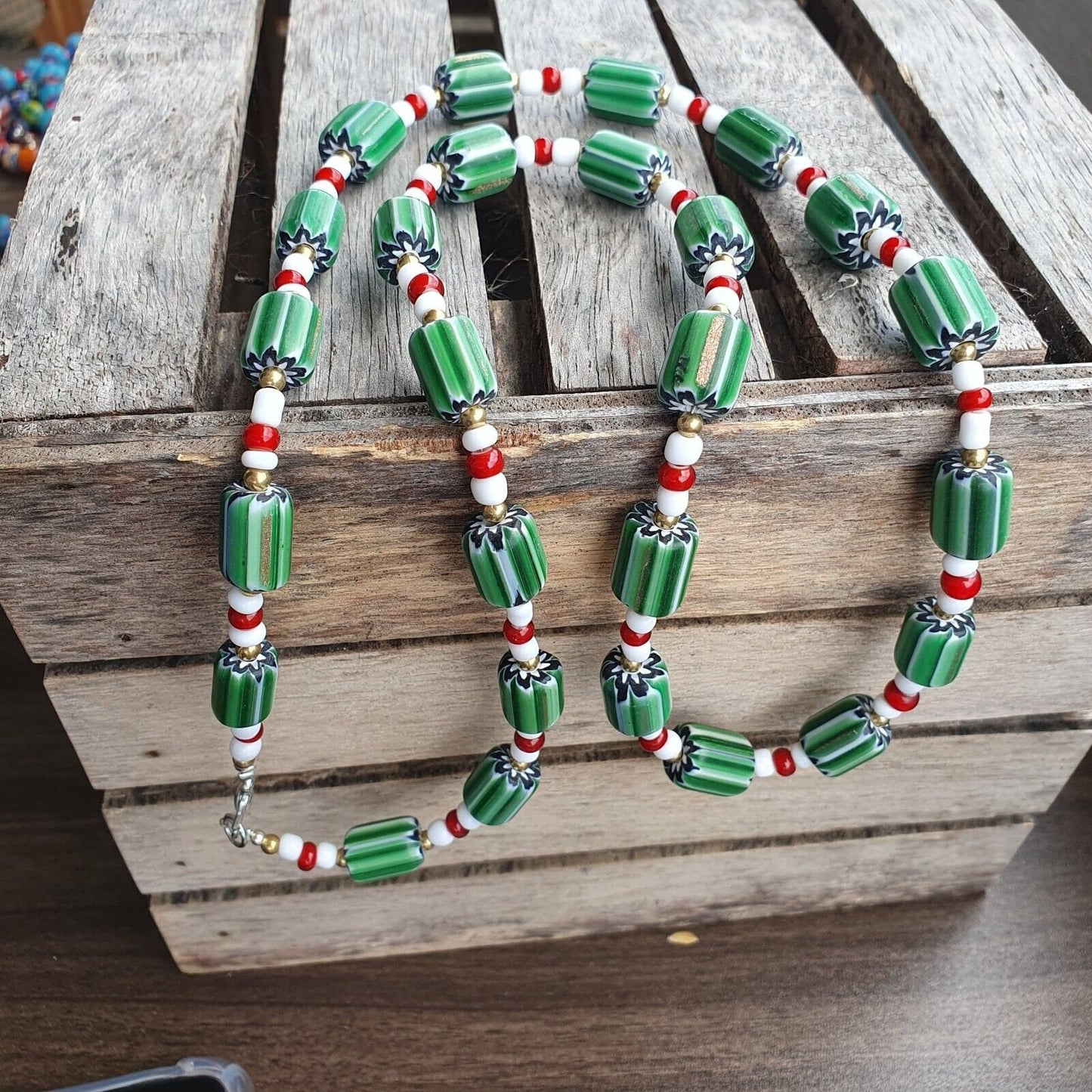 Green chevron and white heart venetian beads glass beads necklace ncc-3