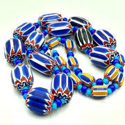 Vintage venetian white heart with blue chevron glass beads necklace. bg-12