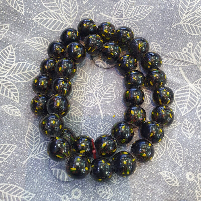 Vintage green vene beads unique pattern glass beaded strand necklace 17-19mmGift