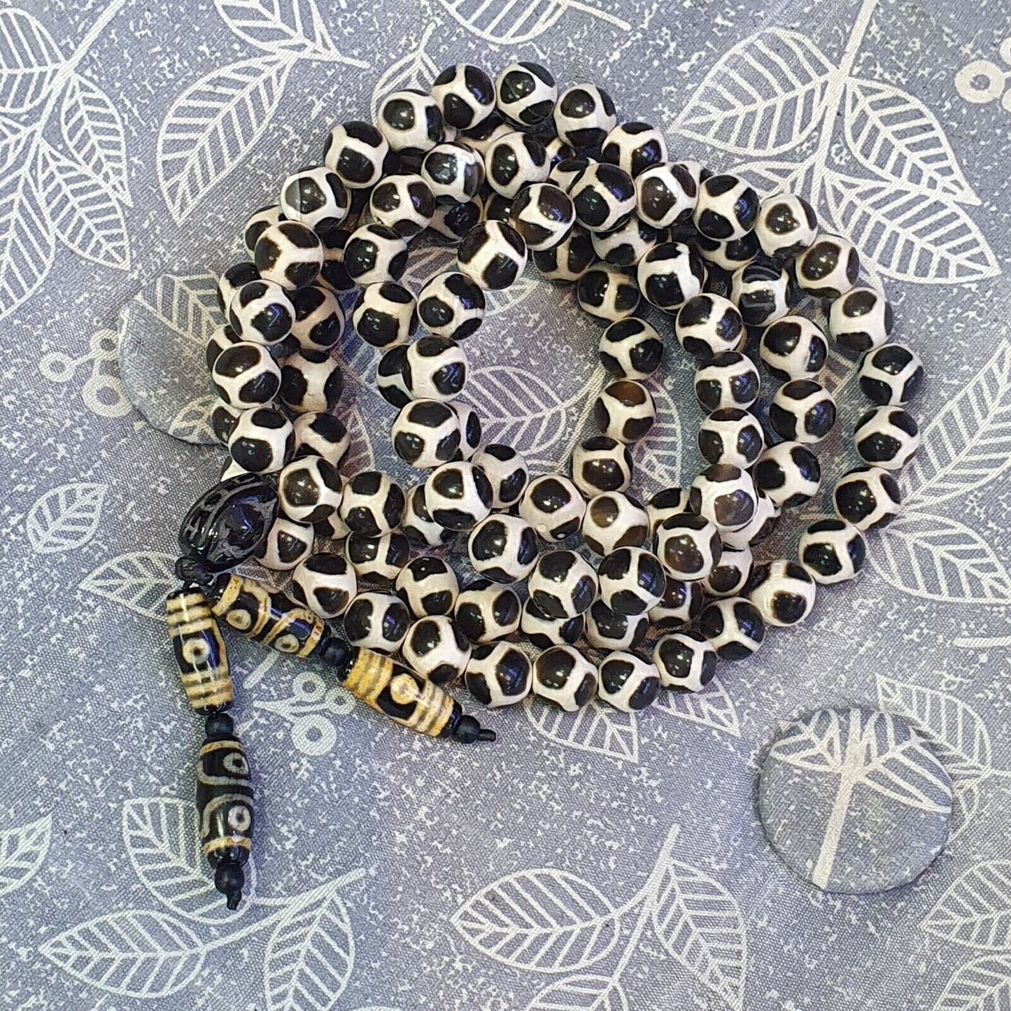 Vintage Etched Agate Budhi Mala: 108 Beads Buddhist Rosary