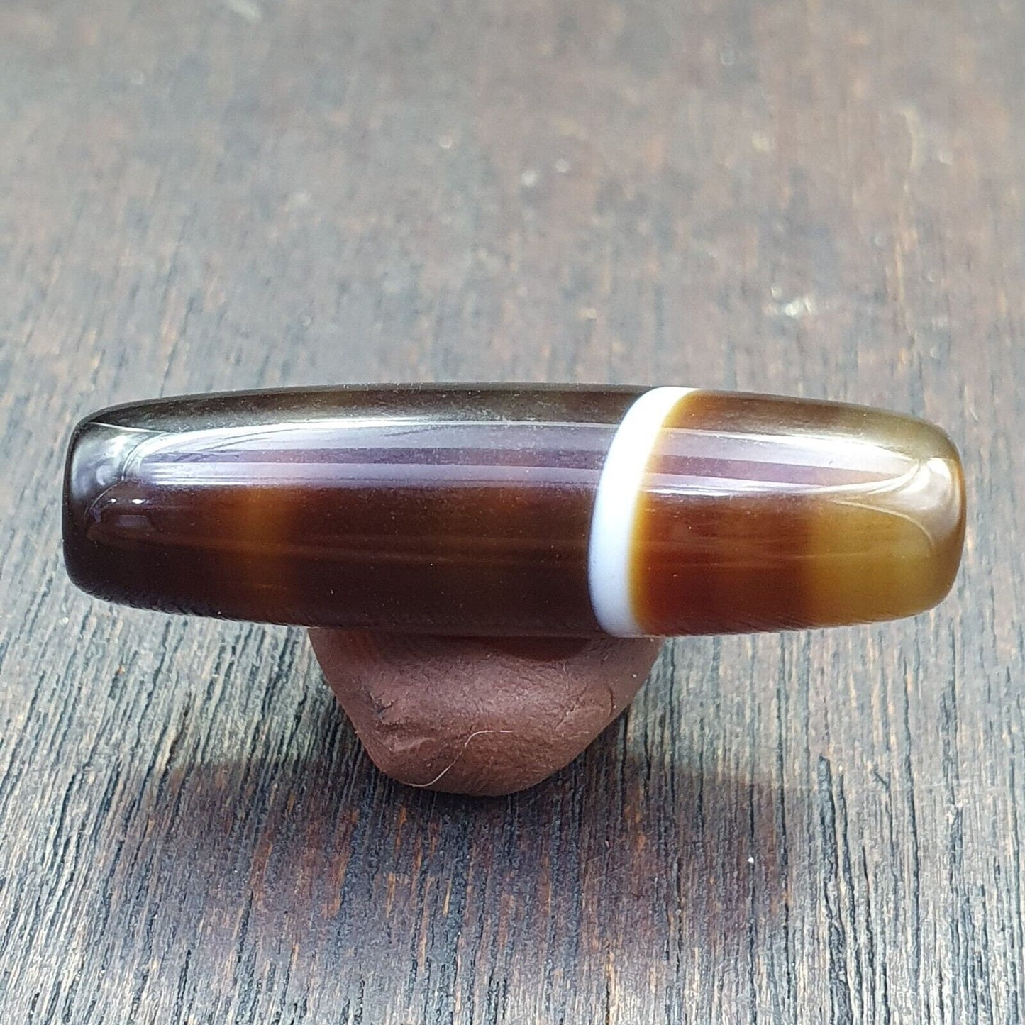 Antique old yemeni agate natural rare pattern banded agate bead  bd-a-4
