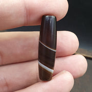 Antique old yemeni agate natural rare pattern banded agate bead  bd-a-1