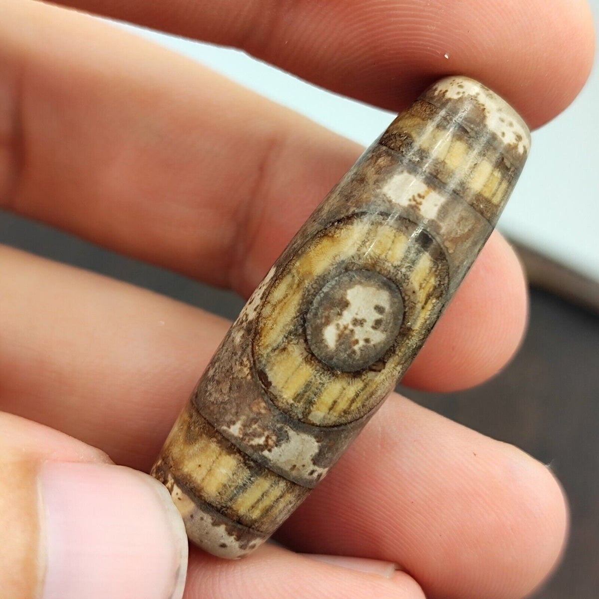 Vintage old tibetan 2 eyes agate stone dzi bead amulet tb-9-5