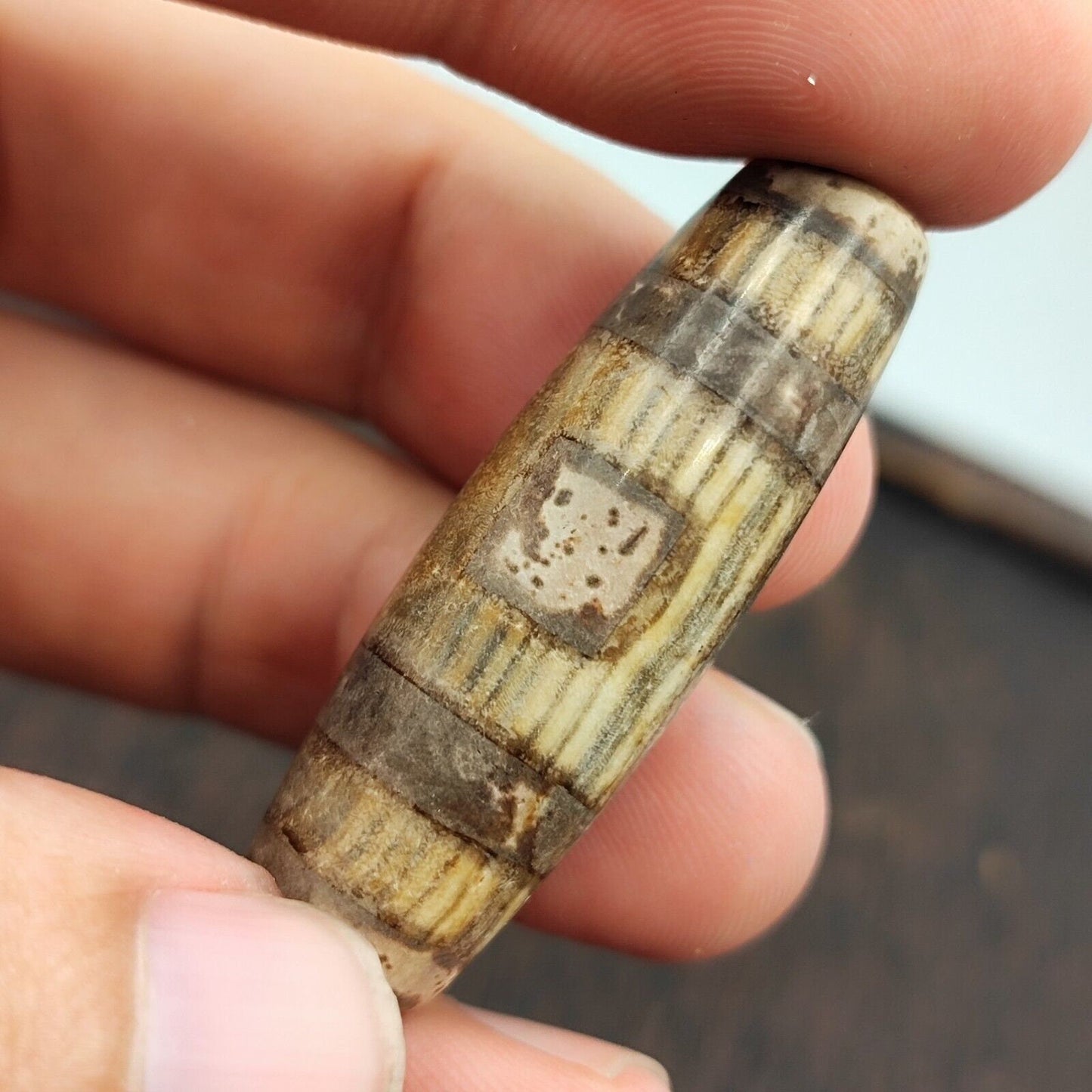 Vintage old tibetan 2 eyes agate stone dzi bead amulet tb-9-5
