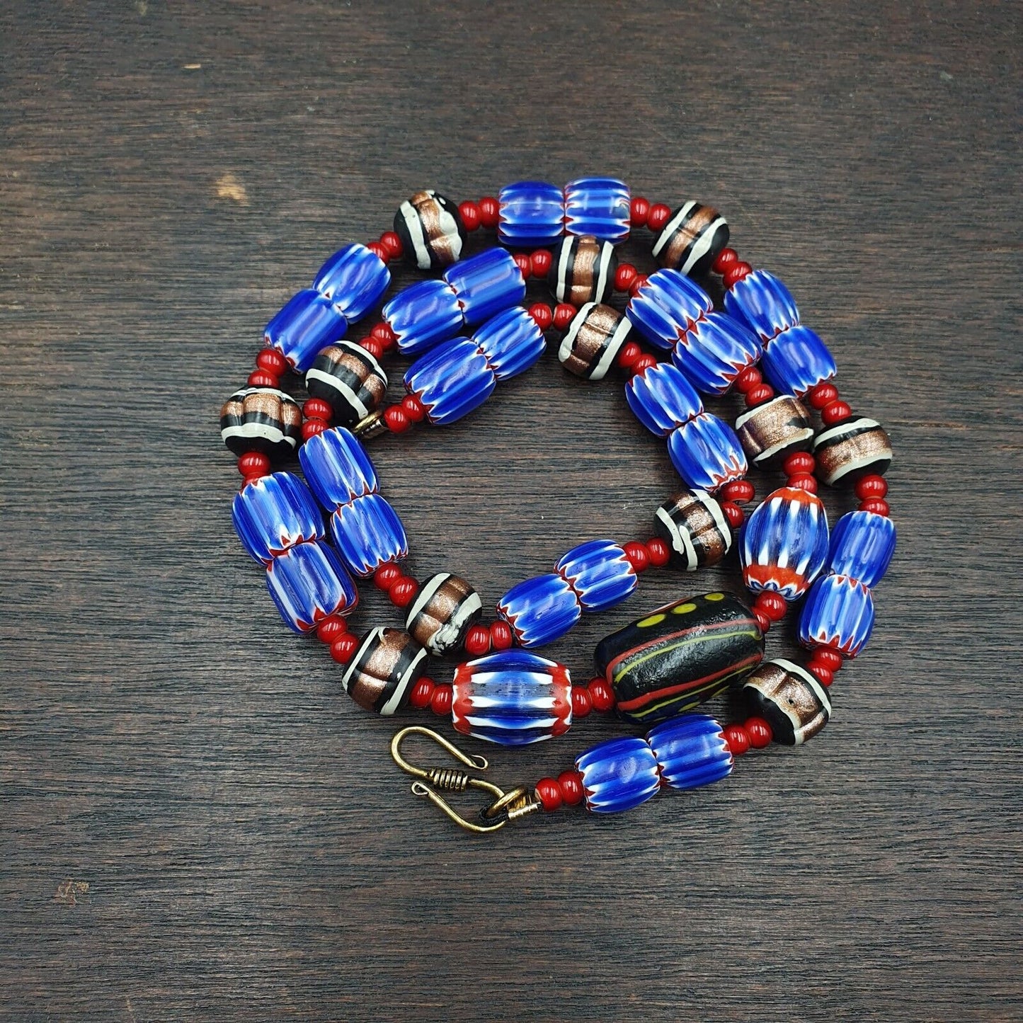Vintage white heart venetian style blue chevron glass beads necklace n9-12Gift