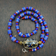 Vintage venetian white heart with blue chevron glass beads necklace. bg-14