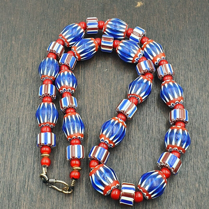 Vintage chevron & venetian 6mm whiteheart beads necklace nc-b-1