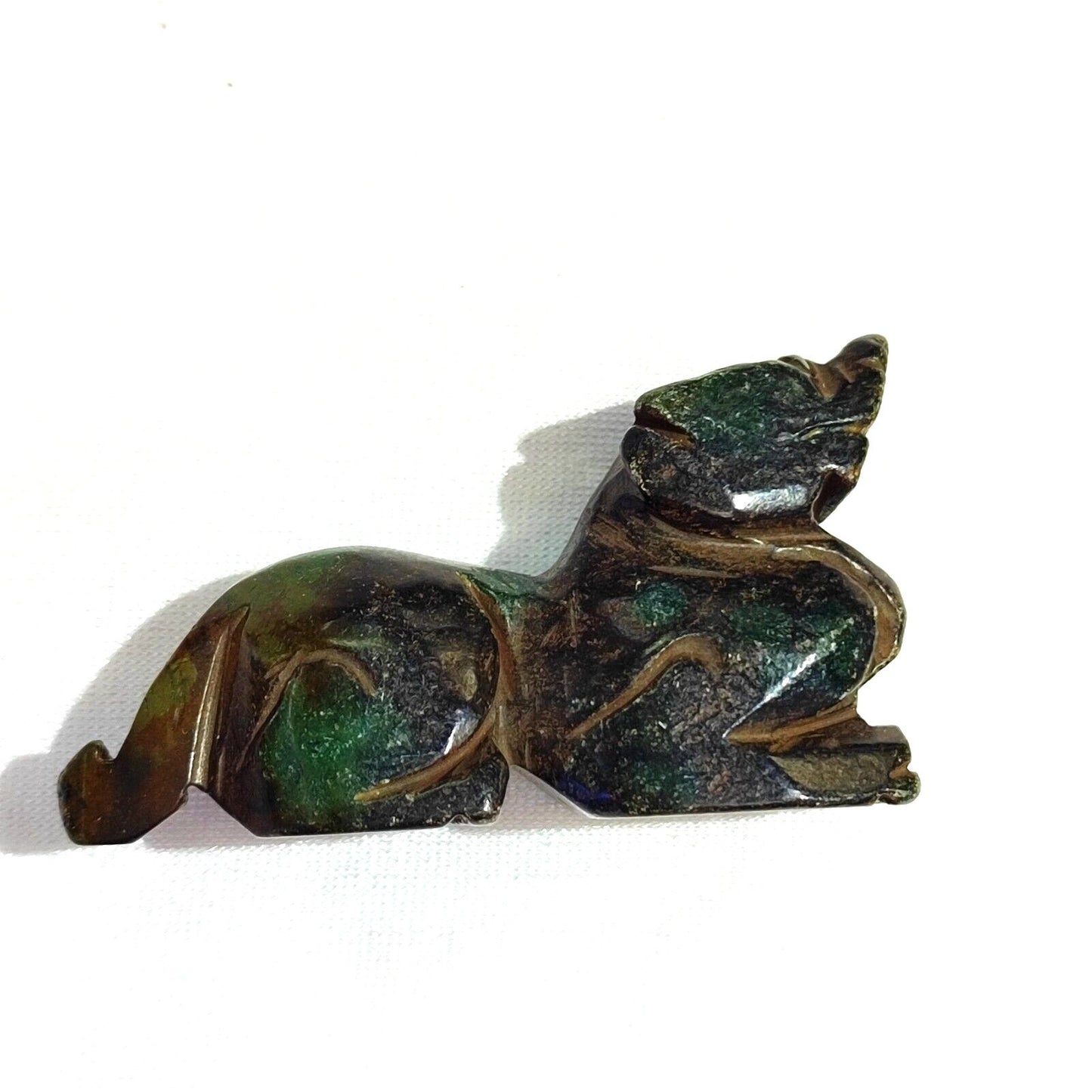 Antique green jade stone mysterious animal carving stone bead amulet mg-9-11