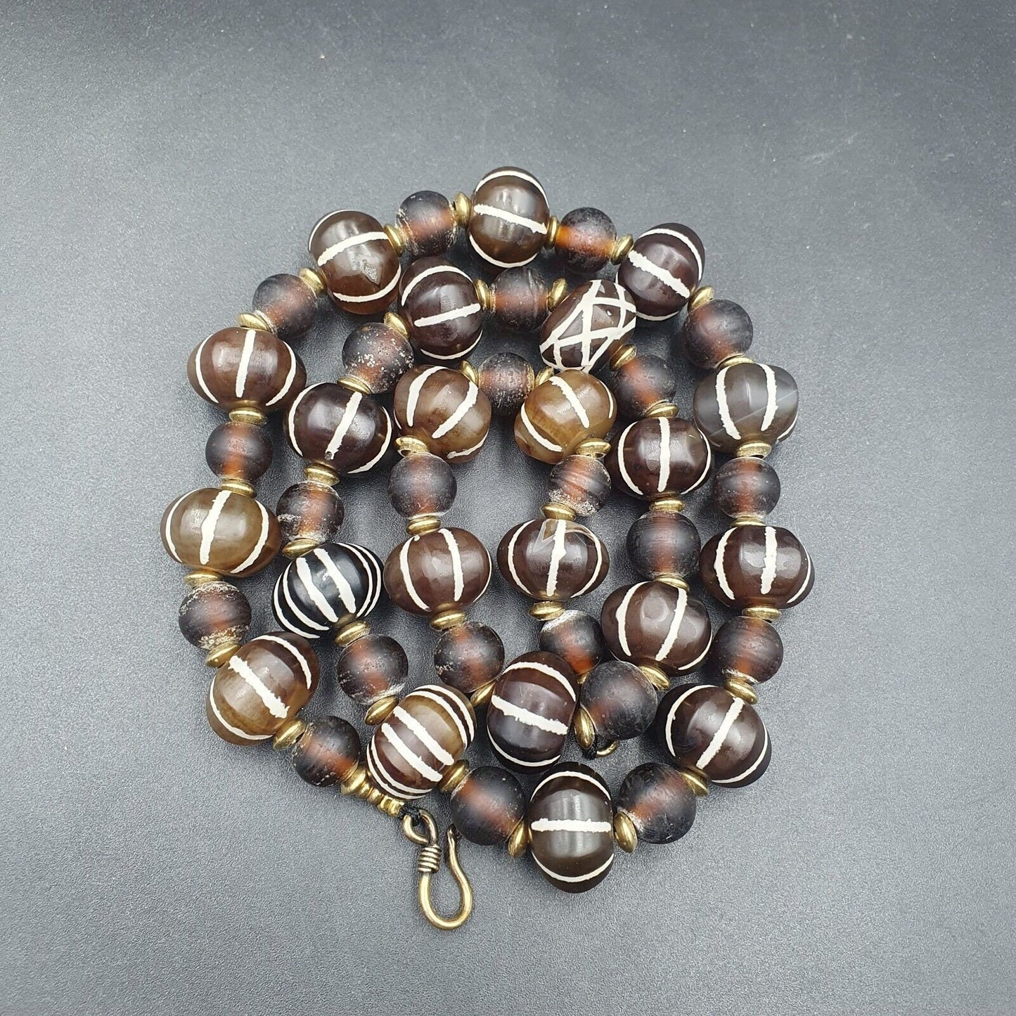 Himalayan tibetan etched agate beads decorated beaded necklace