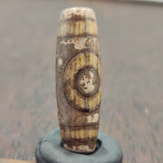 Vintage old tibetan 2 eyes agate stone dzi bead amulet tb-9-5
