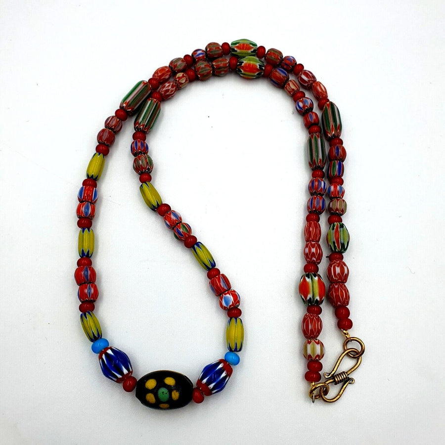 Vintage chevron and white heart venetian multilayers glass beads necklace n-94.