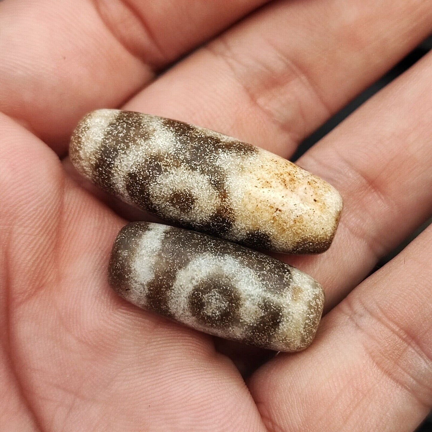 Lot 2 old indo tibetan multi eyes stone dzi bead amulet