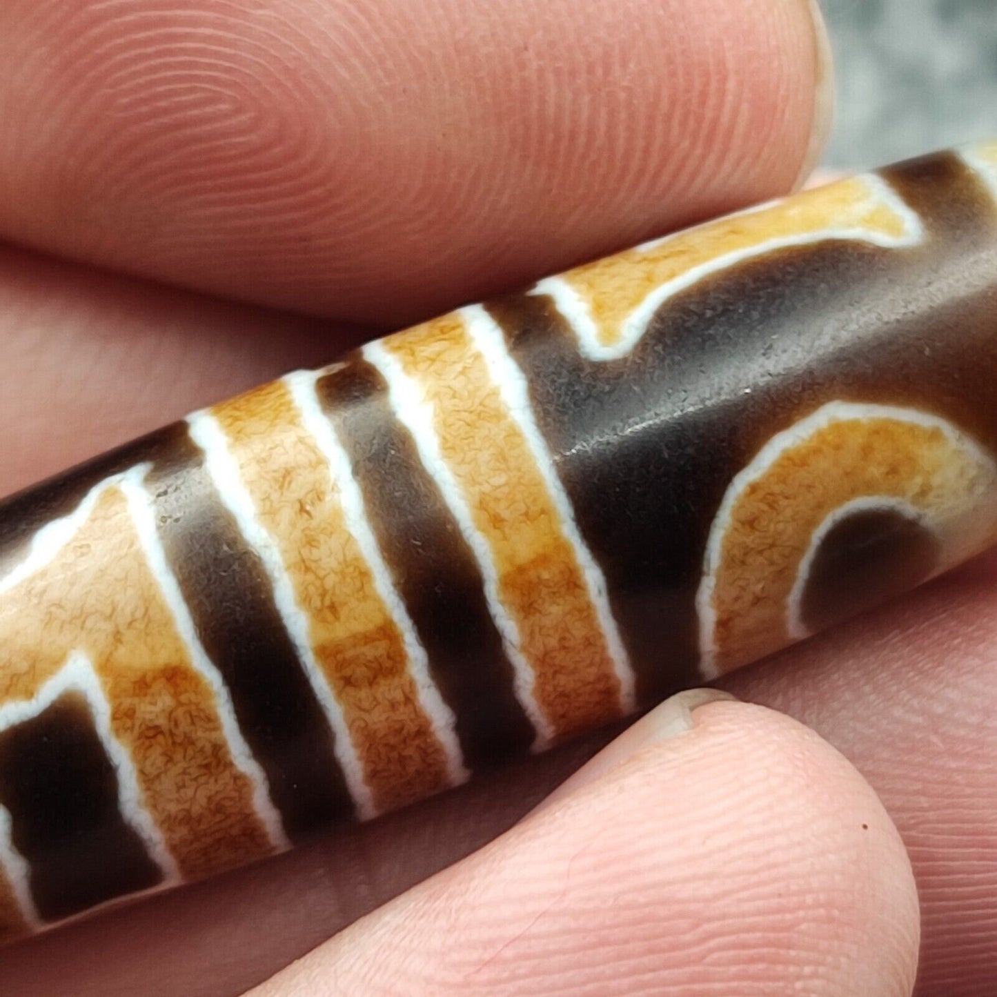 Indo Tibetan Agate Dzi Bead Amulet: Circle & Square Eyes