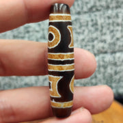 Indo Tibetan Agate Dzi Bead Amulet: Circle & Square Eyes