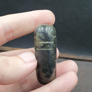Antique black magnetic stone mysterious animal carving stone bead amulet mg-9-6