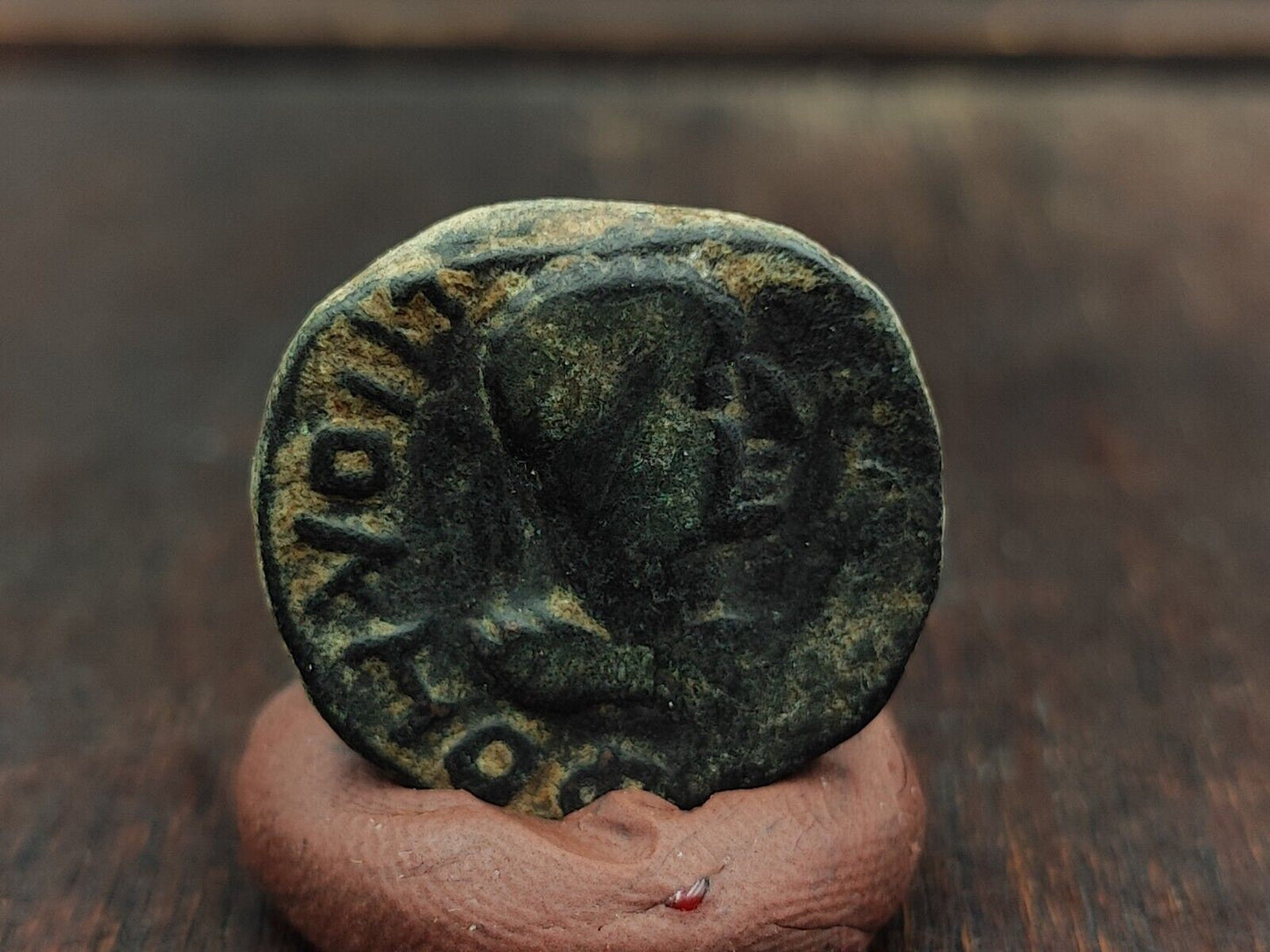 Ancient greek roman byzantine kushan coin green patina coin cn-5y