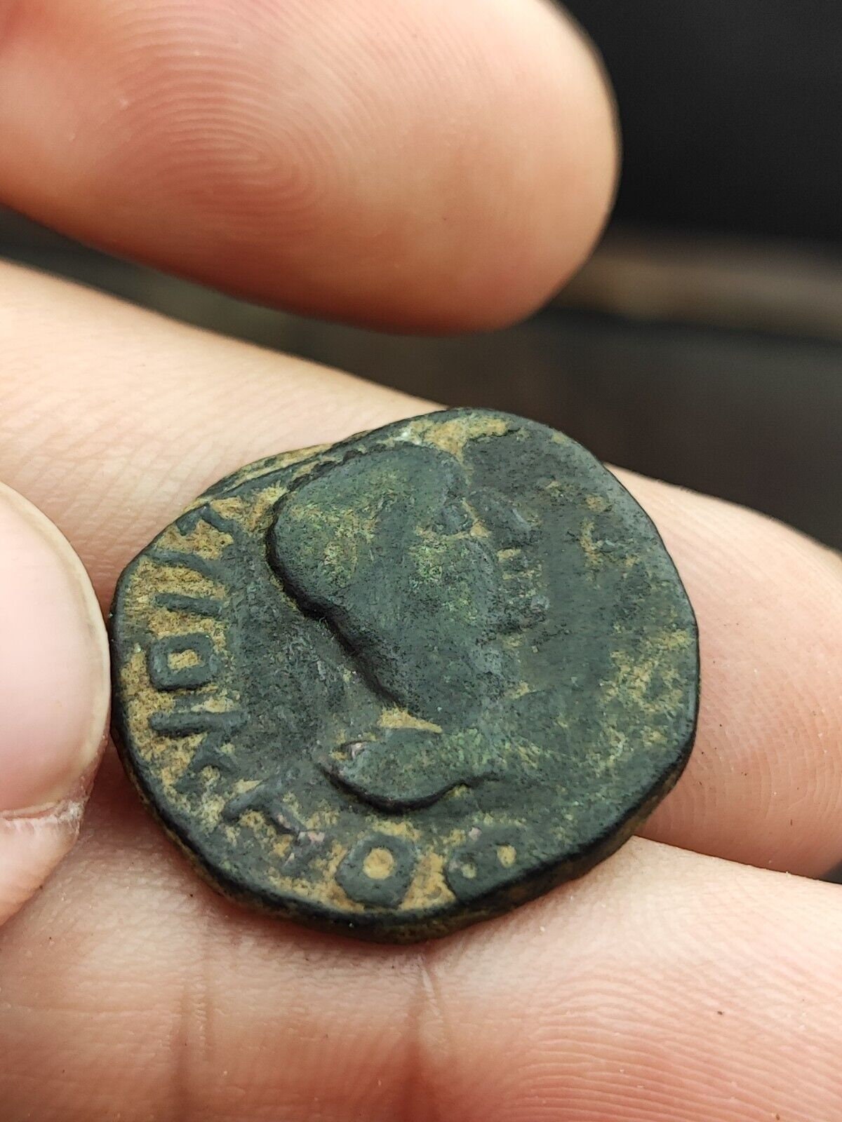 Ancient greek roman byzantine kushan coin green patina coin cn-5y