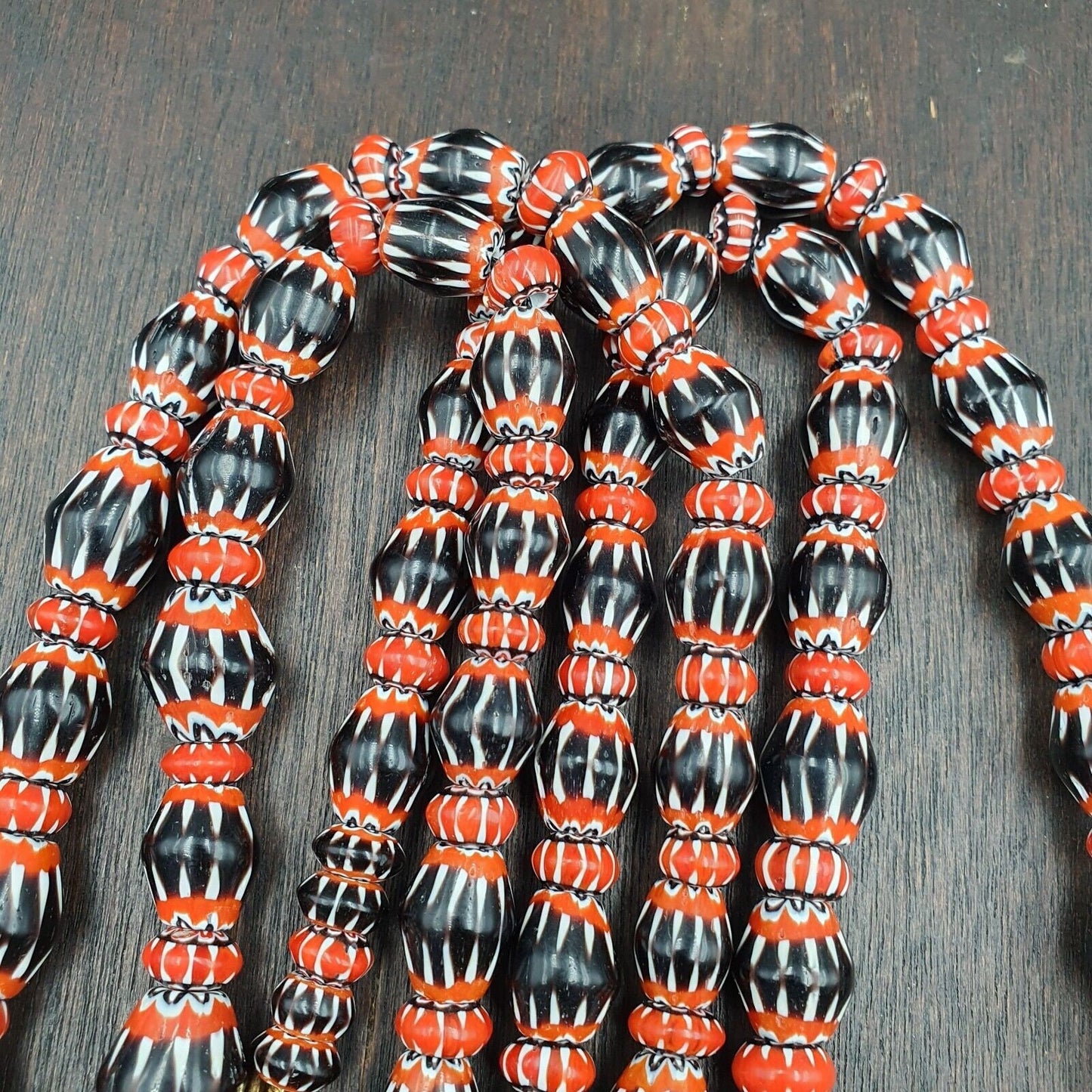 Vintage black chevron venetian style multilayers glass beads necklace chb-1Gift