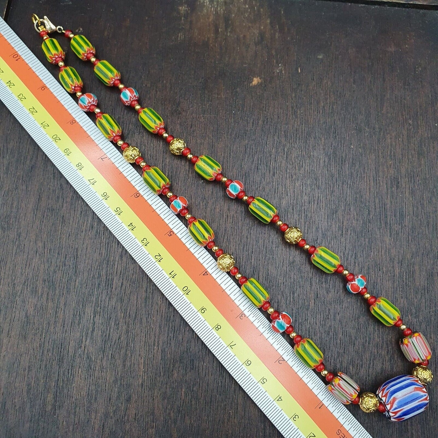 Ych-7 venetian style chevron and white heart venetian beads necklace