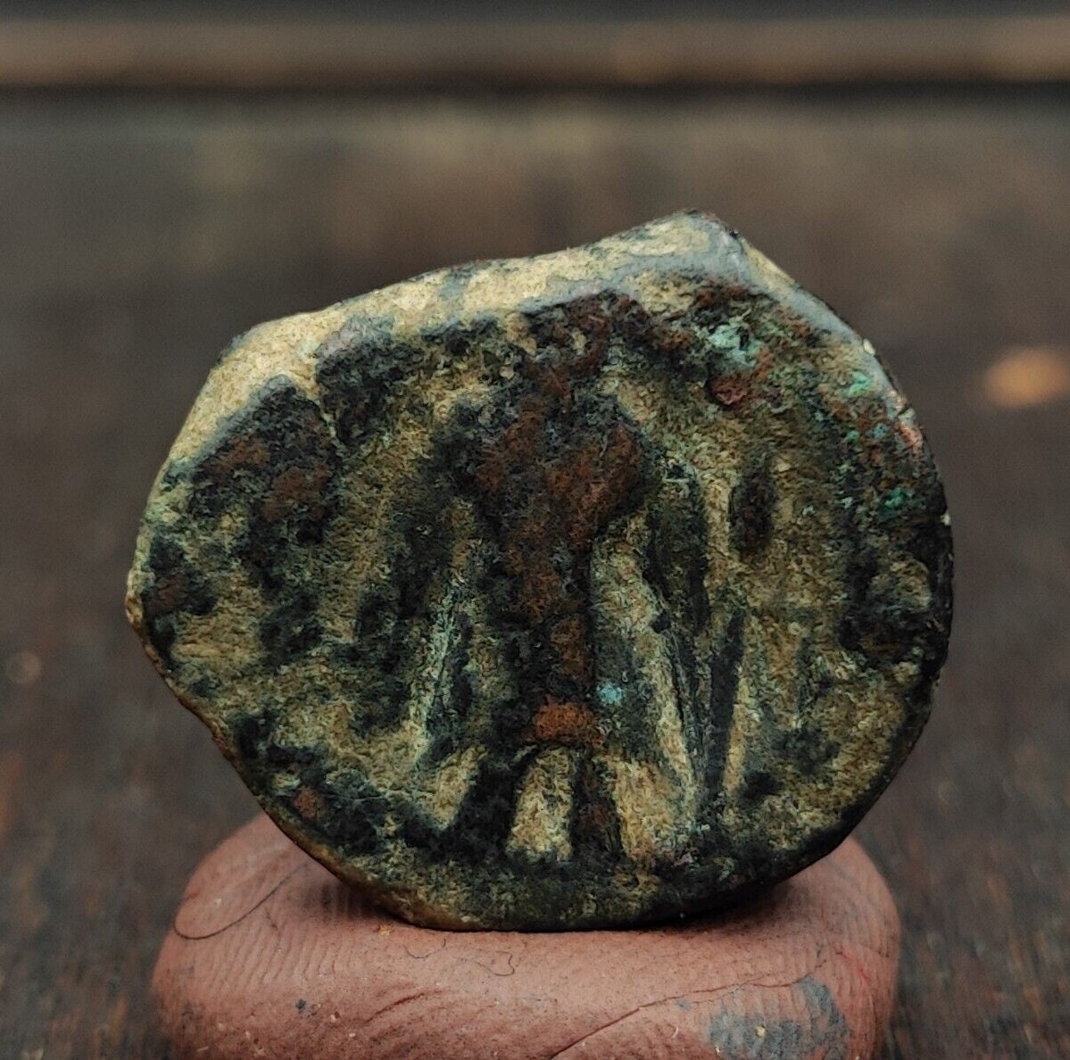 Ancient Kushan Empire Bronze Coin: Vima Takto, Soter Megas (80-90 CE)