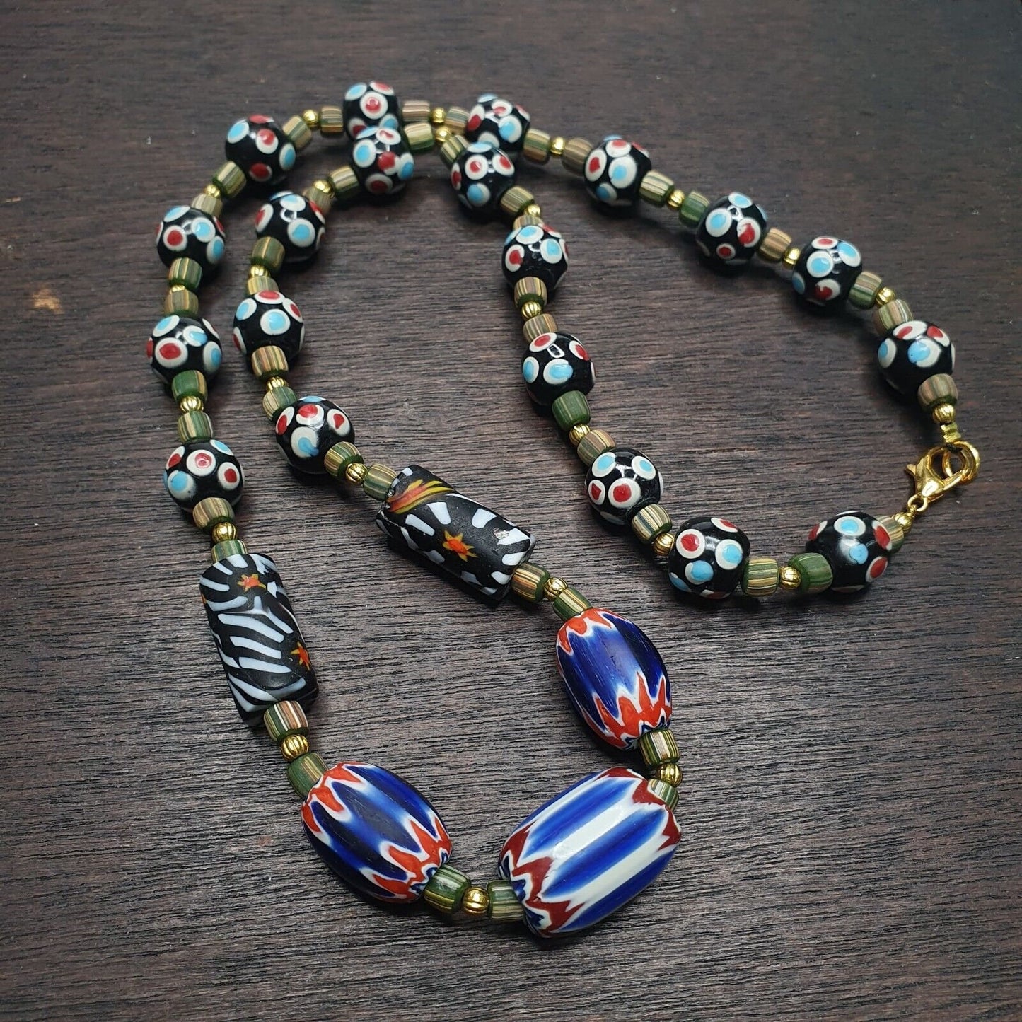 Vintage venetian style chevron feather skunk mix glass beads necklace mx-75Gift