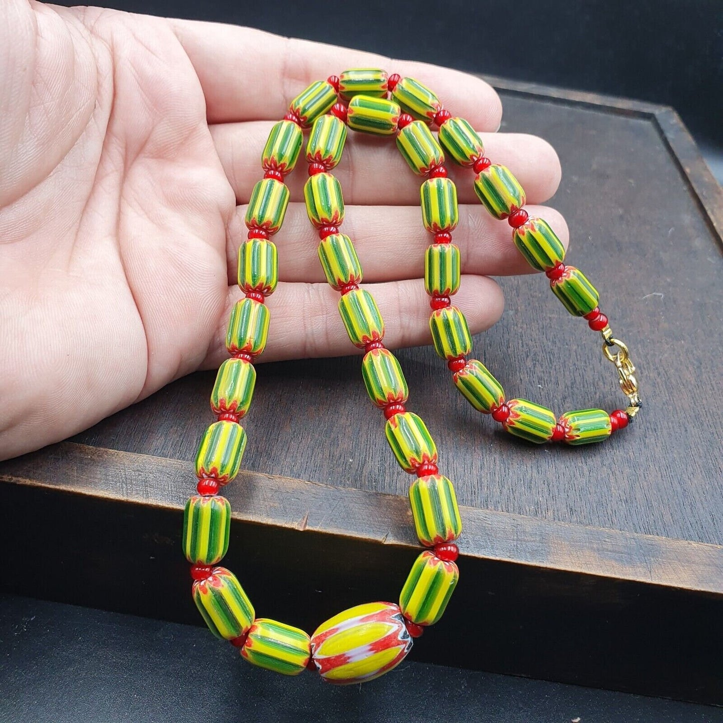 Ych-13 venetian inspired chevron and 4.5mm red white heart  beads necklace
